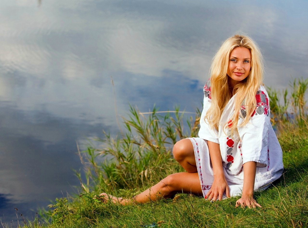 Sexy girl Slavic girls in Abidjan