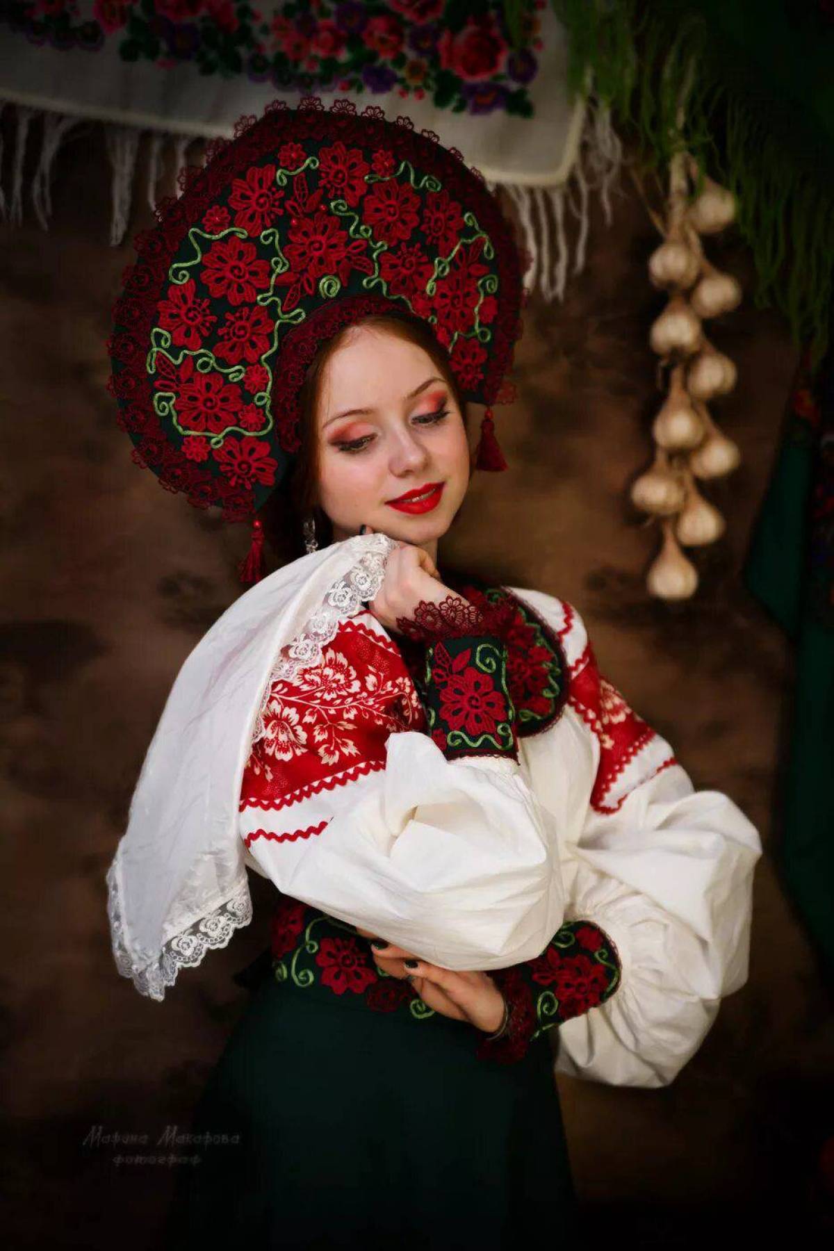 Take a pause and enjoy Women in Slavic costumes — streaming from Abidjan