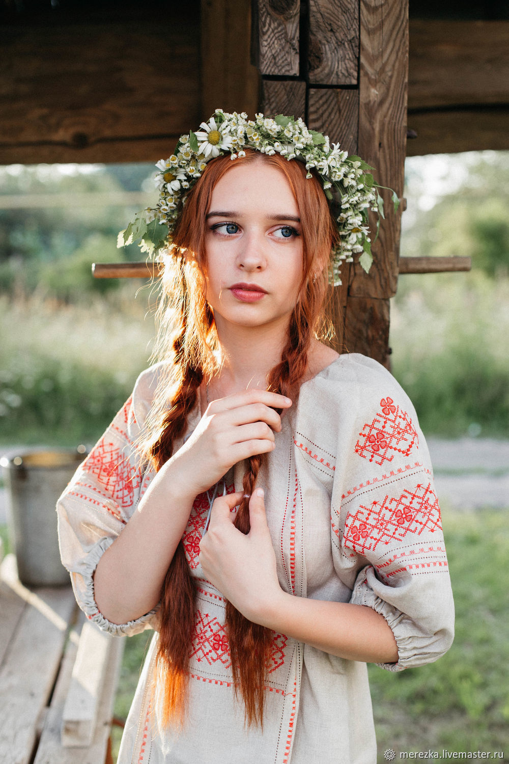 A playful frame from Girls in Slavic costumes — online in Abidjan